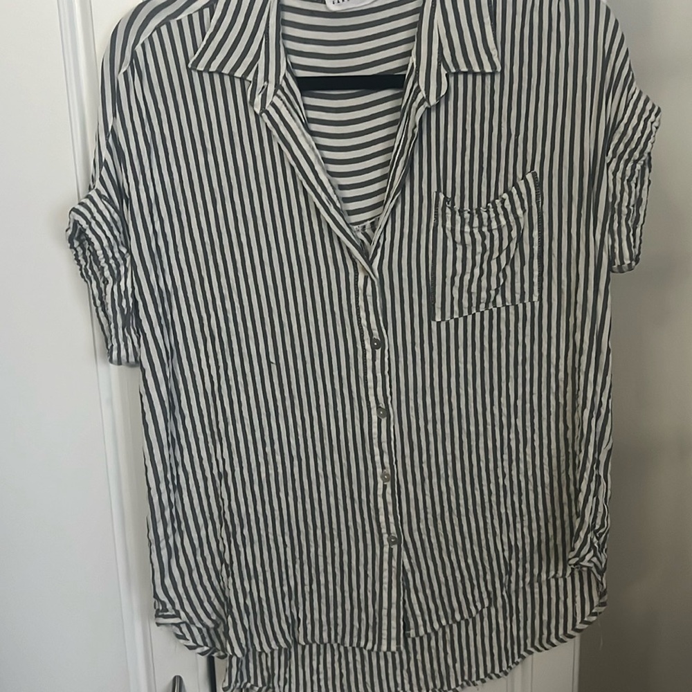 Jane + Delancy blouse. Looks great with jeans or shorts. Never been worn